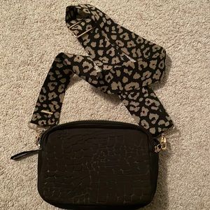 Stella & Dot Camera Crossbody Bag